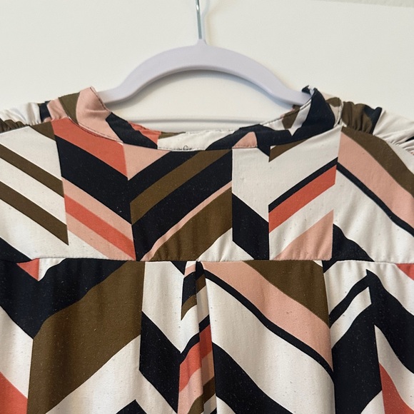 Chevron Patterned Dress - Picture 4 of 6